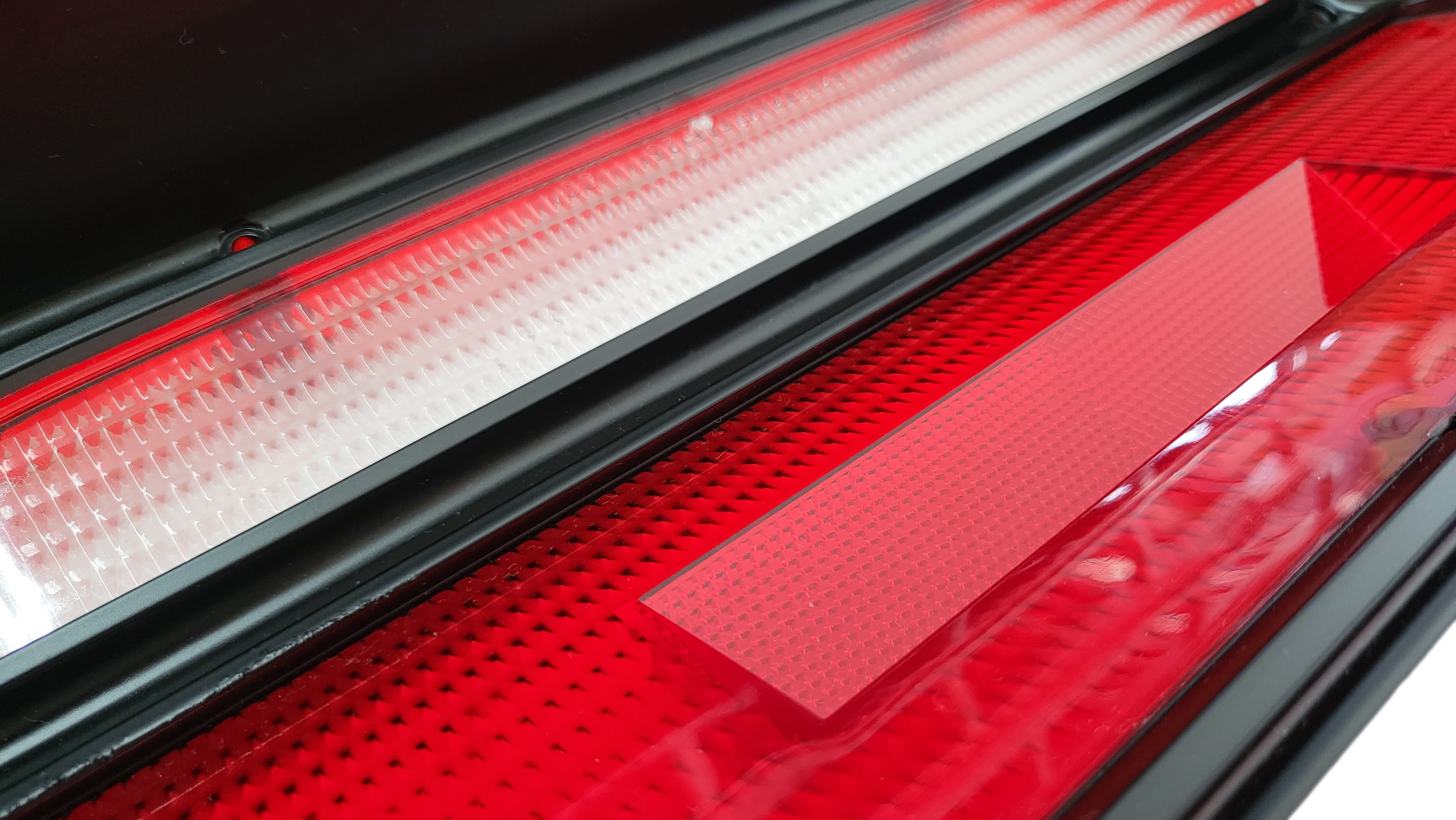 133-72 Mopar 1972 Plymouth Roadrunner and GTX Taillight