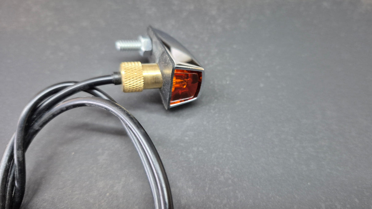 252 Mopar 1969-72 Dodge and Plymouth Fender-Mounted Turn Signal Indicator