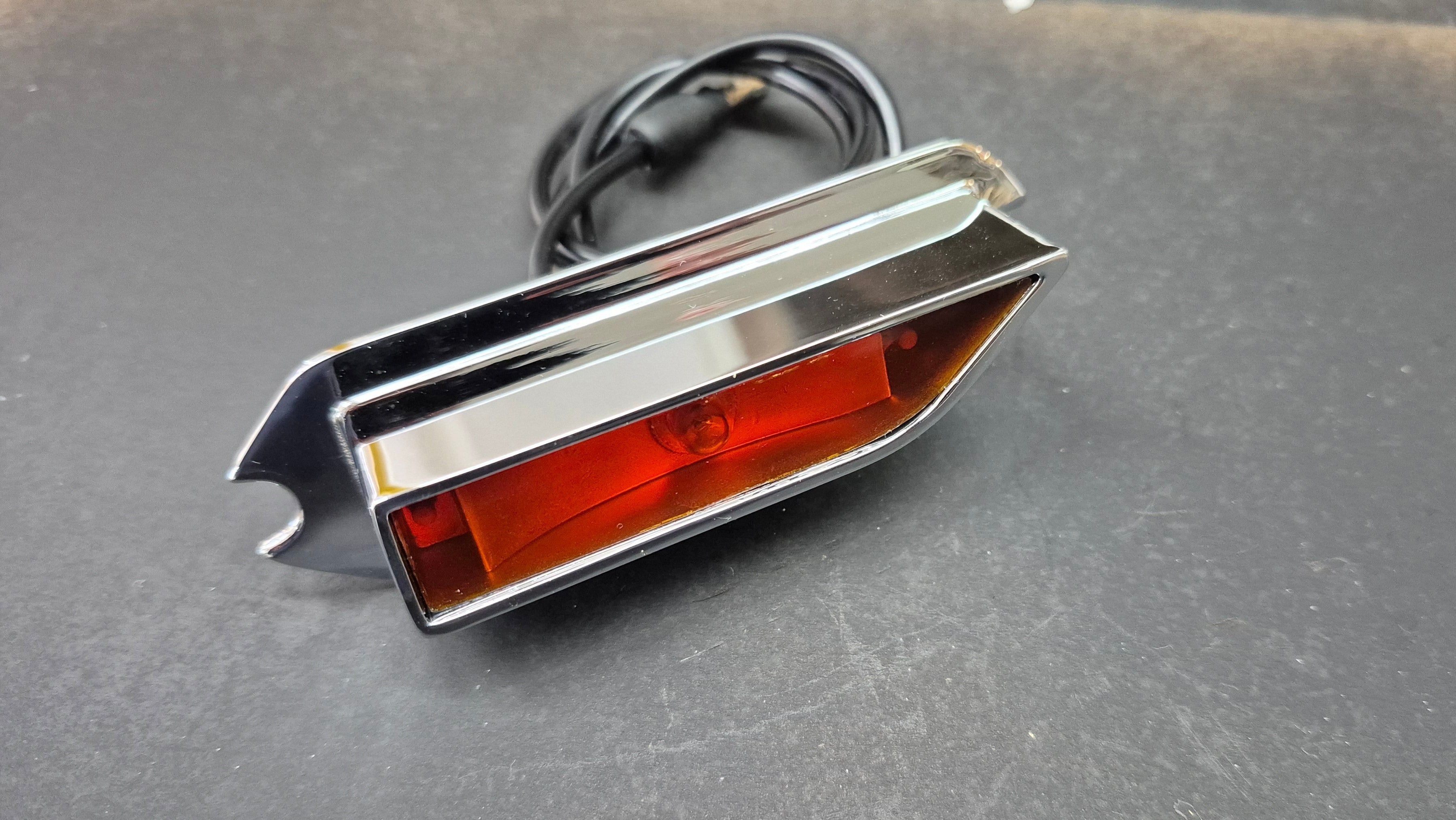 252-70RR Mopar 1970 Plymouth Roadrunner and GTX Hood-Mounted Turn